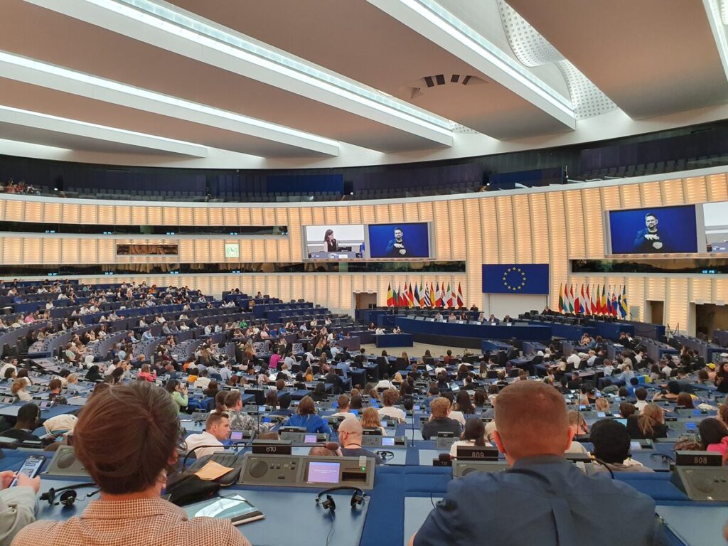 EYE 2023: Οι νέοι στο Ευρωπαϊκό Κοινοβούλιο – Οι ευρωεκλογές και το μέλλον της Γηραιάς Ηπείρου