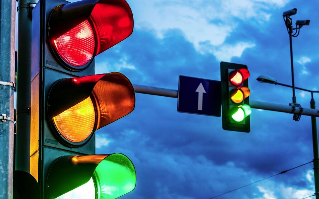 Αλλάζει η λειτουργία των φαναριών στην Αττική