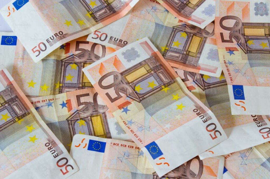 Τα έξι «κλειδιά» για την ενίσχυση των εισοδημάτων