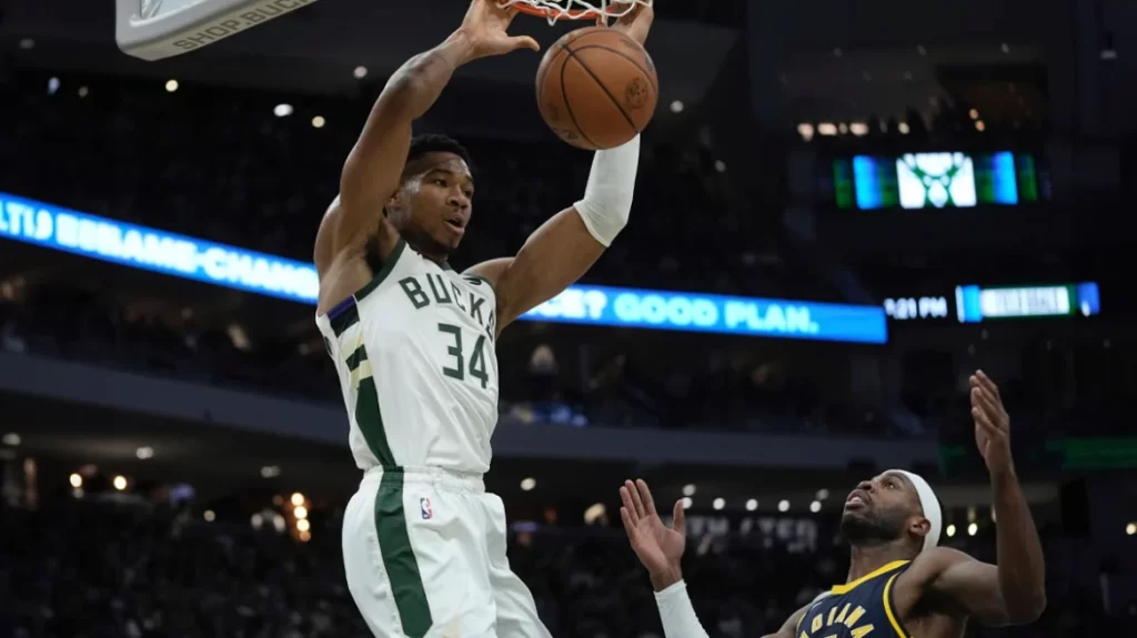 Γιάννης Αντετοκούνμπο: Διαστημική εμφάνιση με 64 πόντους σε 37 λεπτά – Δείτε το ιστορικό ρεκόρ στο 140-126 με τους Πέισερς