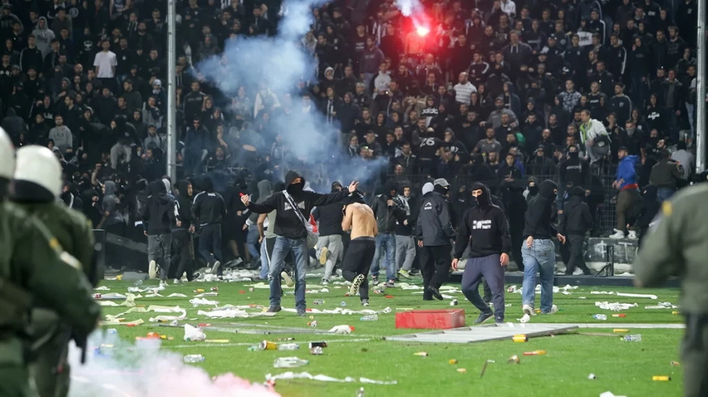 Οπαδική βία: «Λουκέτο» στις εξέδρες σε Super League, τι θα ισχύει για το Κύπελλο και τα ευρωπαϊκά ματς – Όλα τα μέτρα
