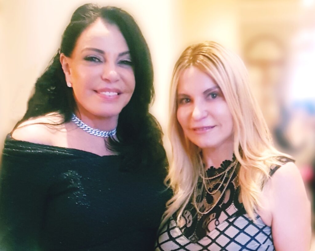 Νότα Παπαδοπούλου Μούτσιου : Λαμπερή η Εκδήλωση του ΠΑΣΓ ”ΚΑΛΛΙΠΑΤΕΙΡΑ” κοπής της Πρωτοχρονιάτικης πίτας Κατερίνα Παναγοπούλου Πρόεδρος ΠΑΣΓ ''ΚΑΛΛΙΠΑΤΕΙΡΑ'' / Νότα Παπαδοπούλου Μούτσιου