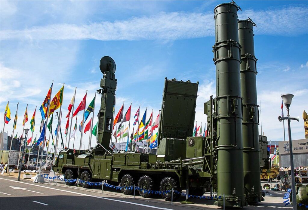 Ρωσία : Σε ετοιμότητα το πιο σύγχρονο αντιαεροπορικό και αντιπυραυλικό σύστημα στον κόσμο – Το S 500 “Προμηθεας” μπήκε σε λειτουργία από τις Ρωσικές ένοπλες δυνάμεις