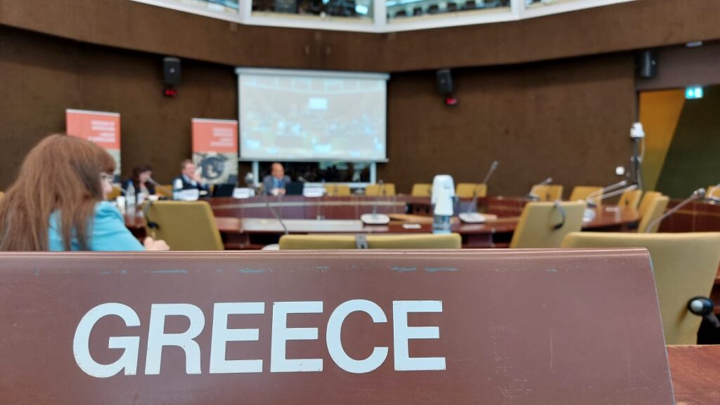 Αλλάζουν όλα σε κρατική διαφήμιση, πολυεθνικές, ΕΡΤ και …παρακολουθήσεις δημοσιογράφων