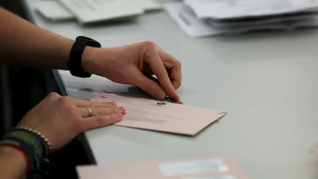 Εκλογές στη Γερμανία: Έκλεισαν οι κάλπες – Τα πρώτα Exit Poll