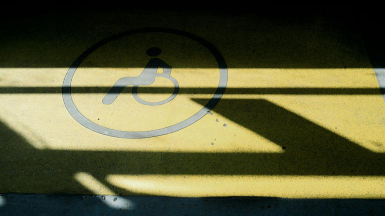 Άνοιξε η πλατφόρμα για το πρόγραμμα «Προσβασιμότητα κατ’ οίκον»