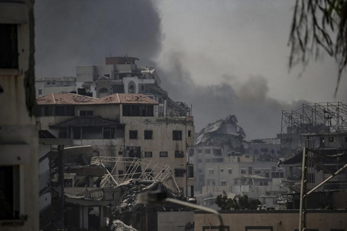 Ισραήλ: Άρματα μάχης μπήκαν στη Γάζ@ Σε εξέλιξη η χερσαία εισβολή στην πρωτεύουσα της χώρας