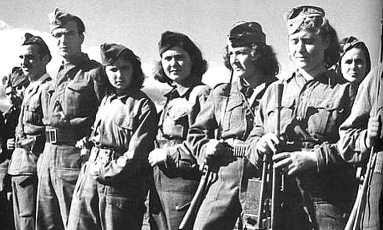 «Επιχείρηση Πυρσός»: Η κατάληψη της κορυφής Κάμενικ από τον Εθνικό Στρατό