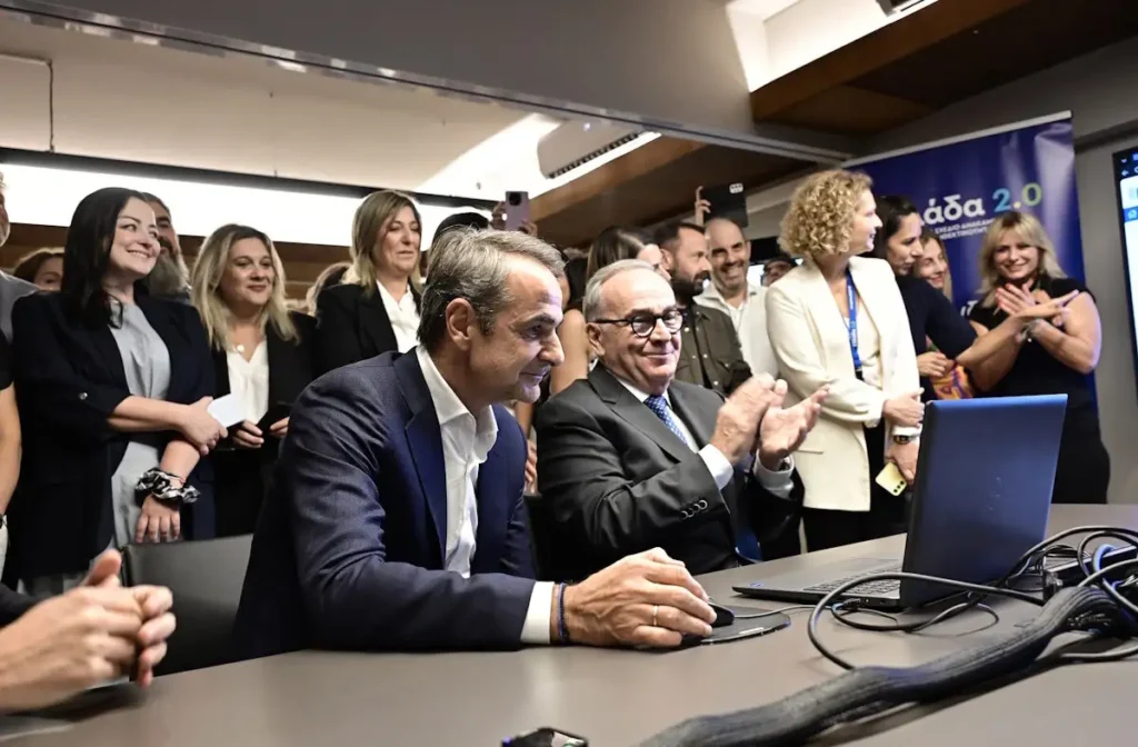 «Είμαστε Έτοιμοι να πατήσουμε το κουμπί» είπε ο Κυριάκος Μητσοτάκης για το τελευταίο αίτημα πληρωμής στο Ταμείο Ανάκαμψης
